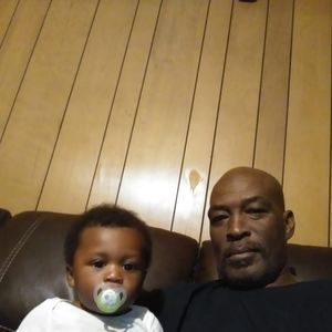 Meet your Posher, Henry